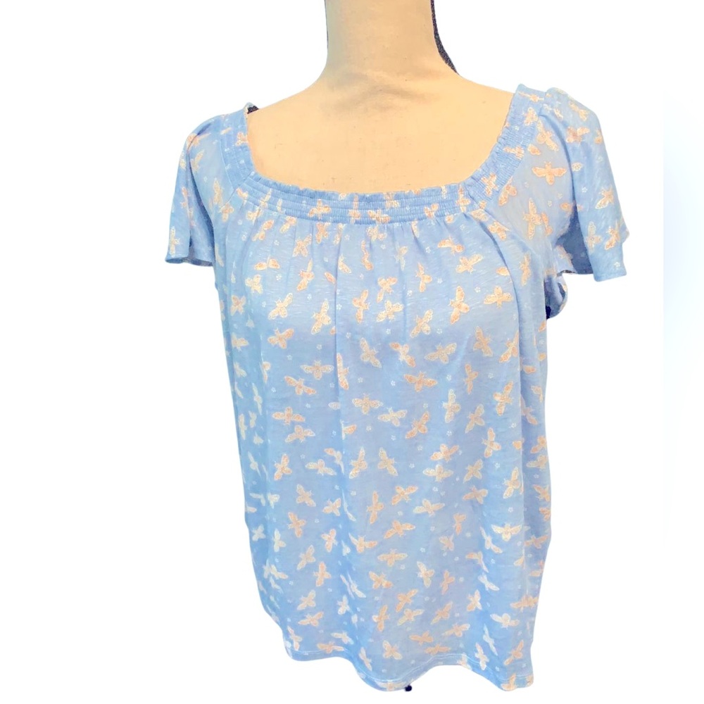 Loft Blue with bee print shirt